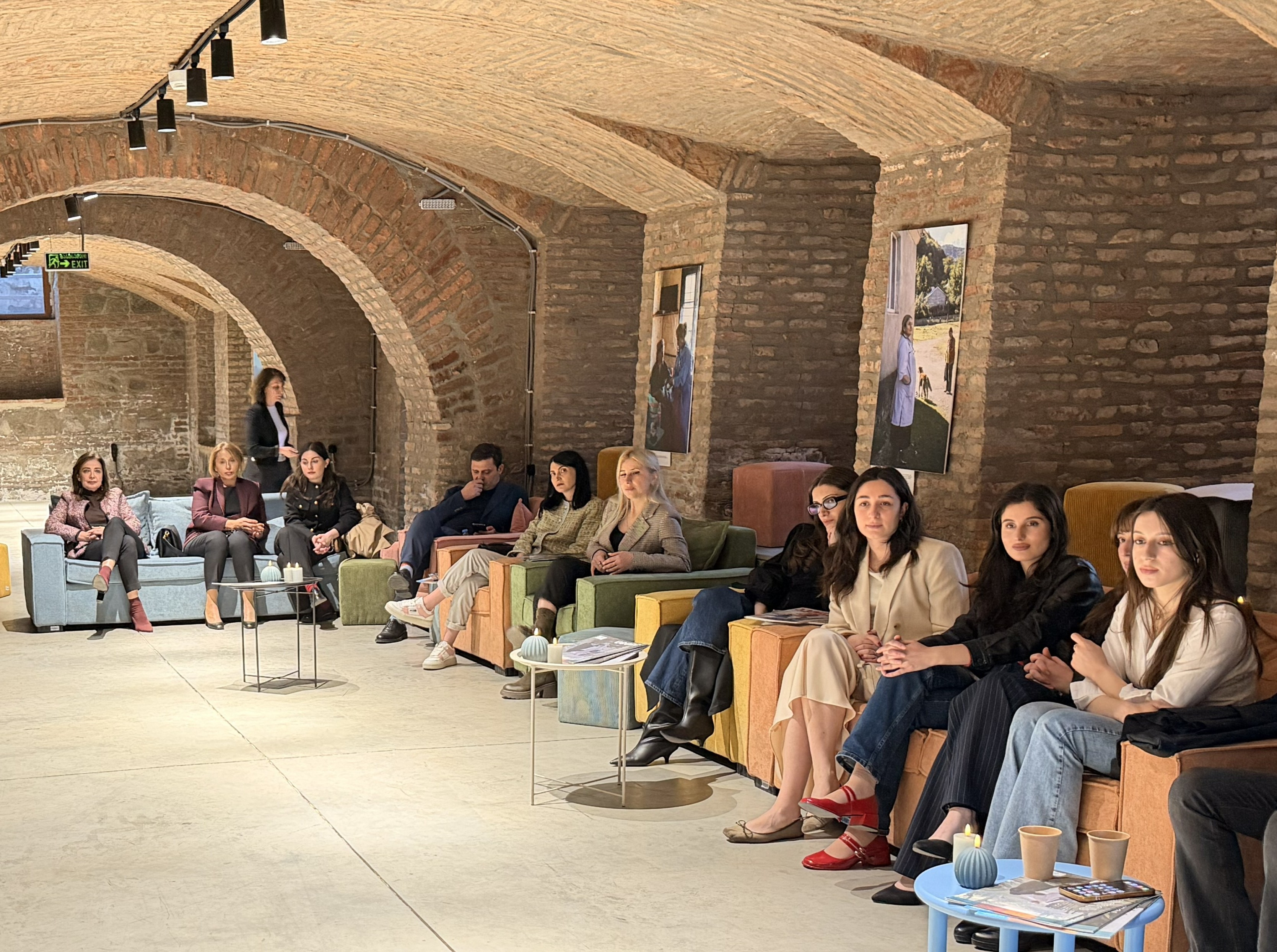 თსა-მ კურსდამთავრებულებს უმასპინძლა